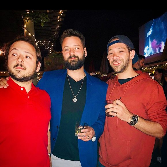 Meet your Posher, Les - Picture 1 of 1